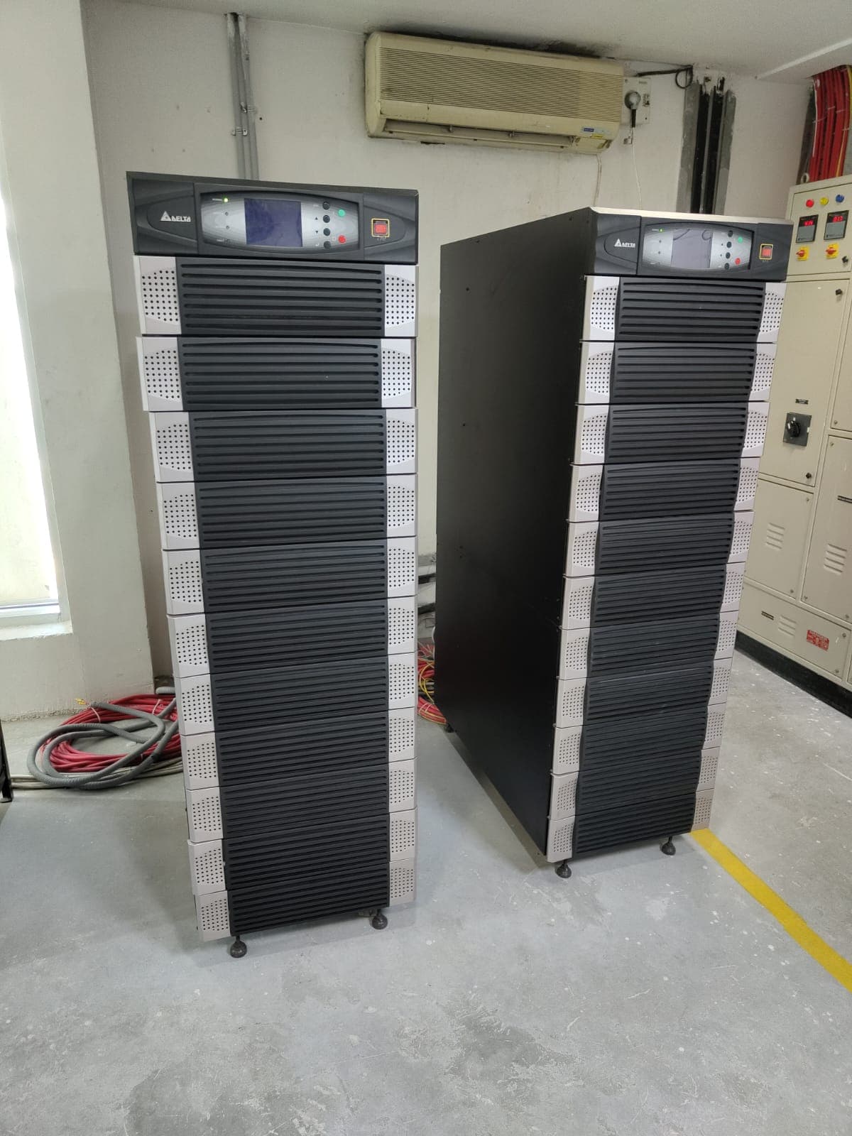 Aarohan Enterprises - Internal Mechanical Strip-Out: Dismantling overhead HVAC ducting and cable trays without impacting structural slabs. (Photo 056)