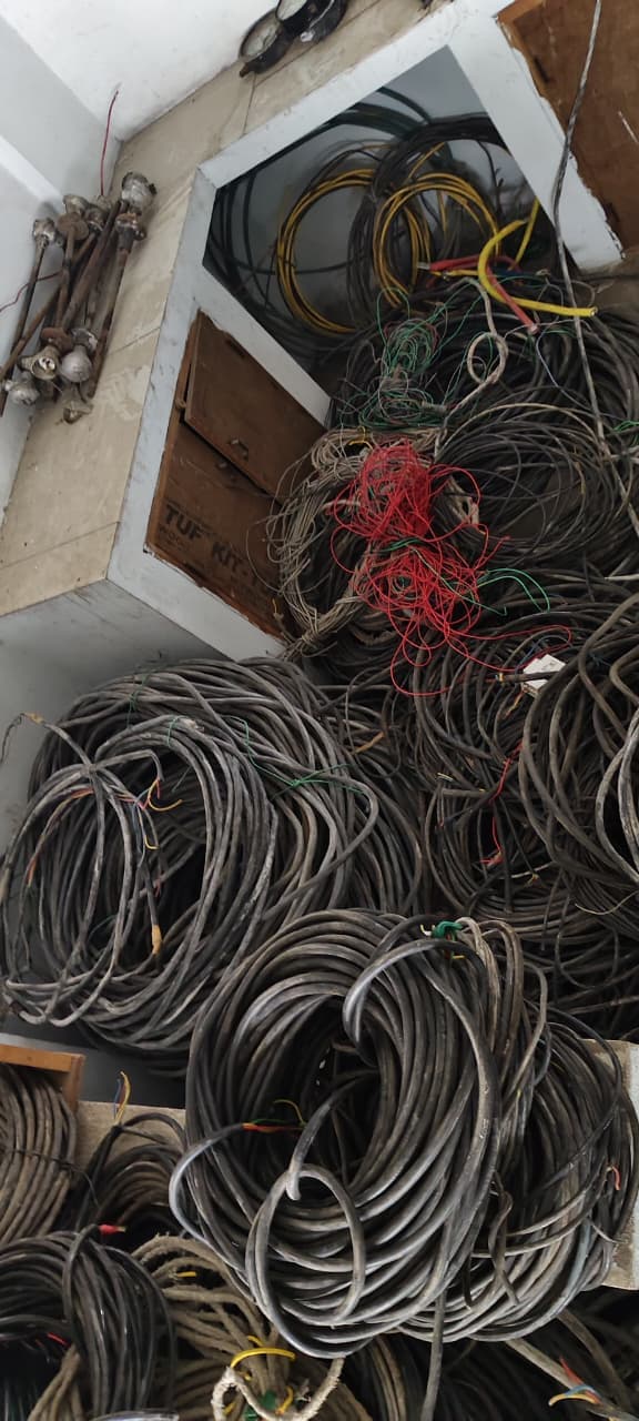 Aarohan Enterprises - Central Chiller & HVAC Plant Dismantling: Controlled refrigerant evacuation and recovery of commercial water-cooled chillers. (Photo 134)