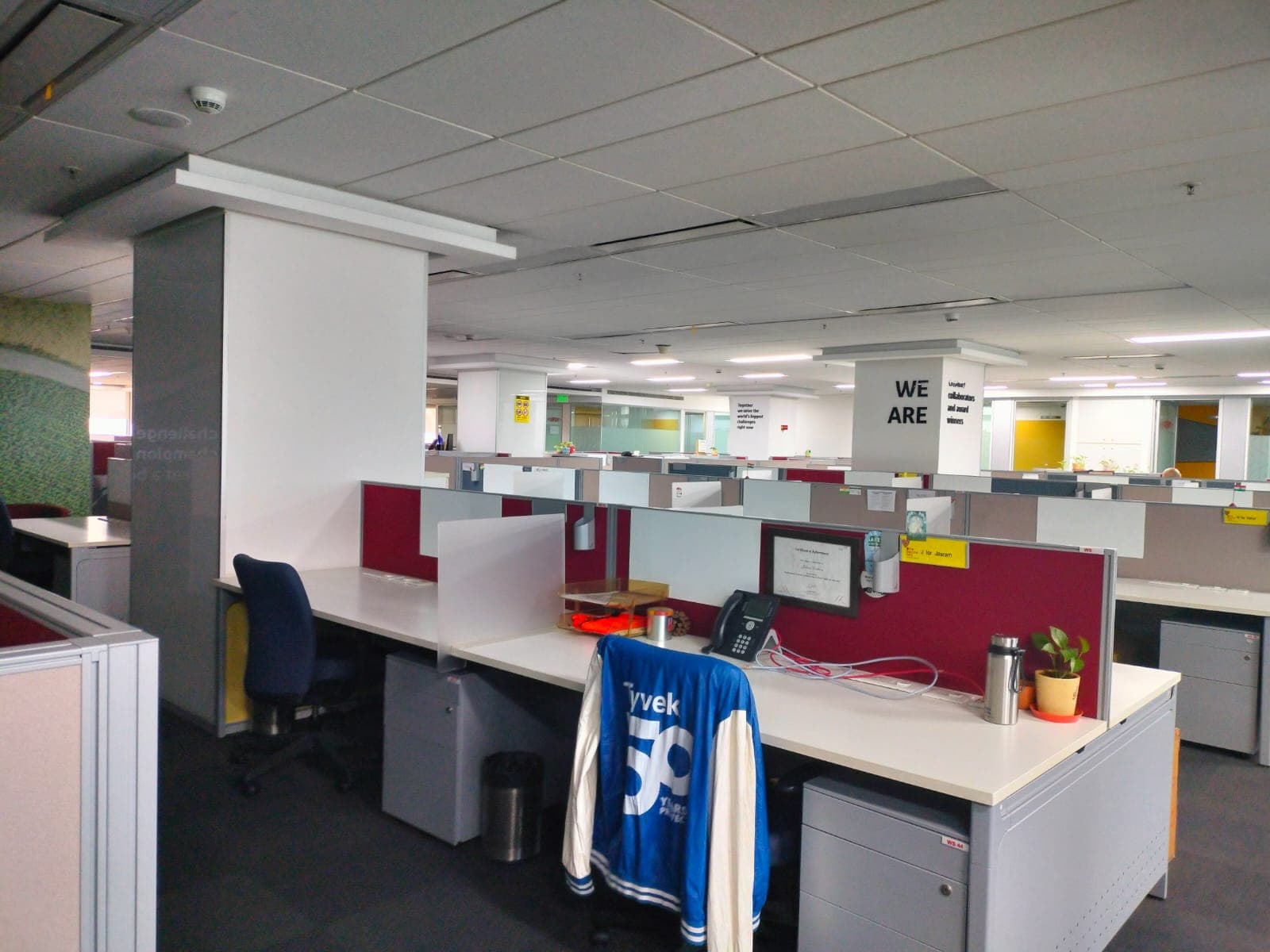 Aarohan Enterprises - Corporate Furniture Asset Buyback: Modular workstation decanting and ergonomic seating reclamation from IT facility. (Photo 175)